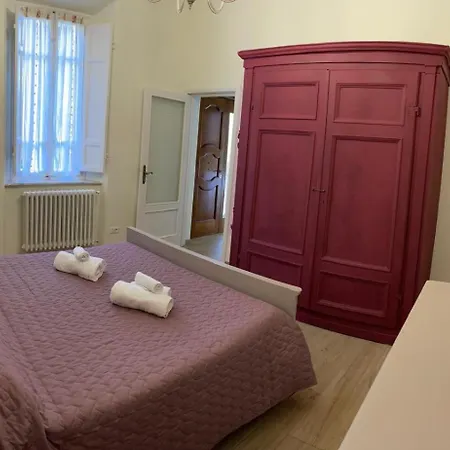 Violet - La Casa Del Pucci Apartamento Lucca Exterior foto